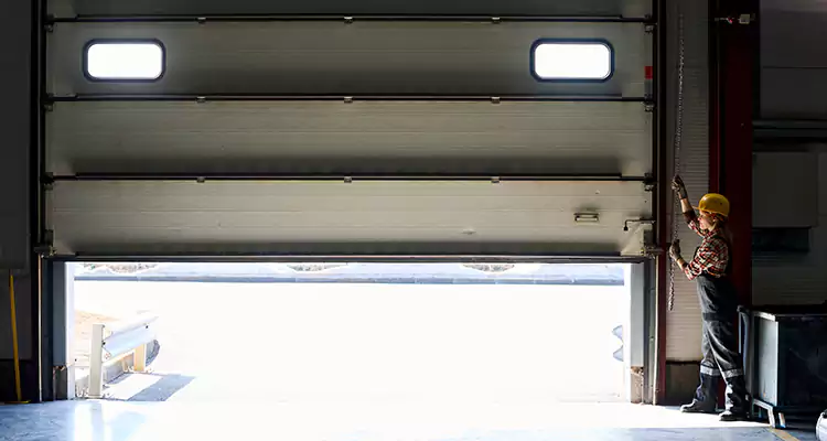 Industrial Roll Up Door Repair Services in Altamonte Springs, FL