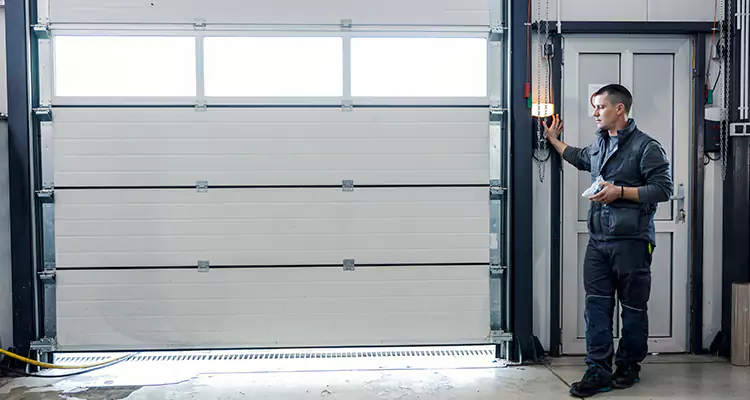 Modern Overhead Door Repair in Altamonte Springs, FL