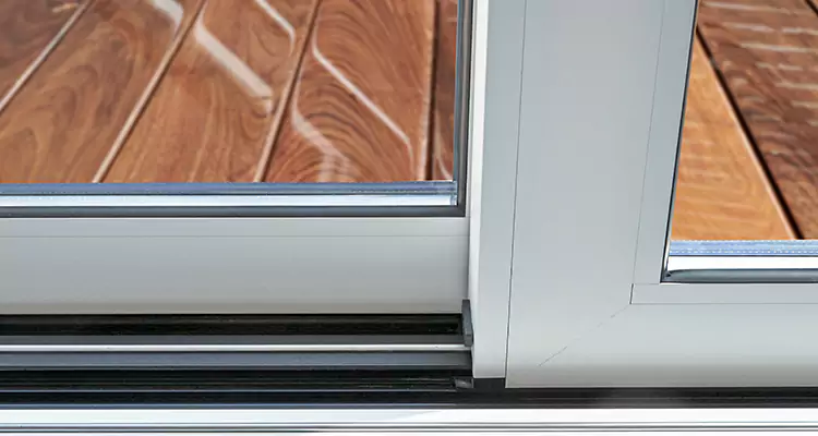 Patio Door Jammed Shut in Altamonte Springs, FL