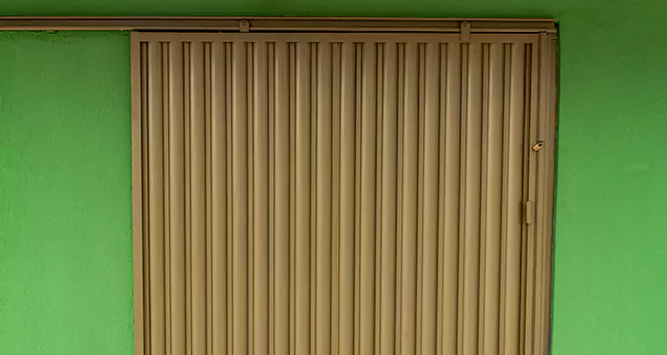 Wooden Sliding Door Stuck Repair Services in Altamonte Springs, FL