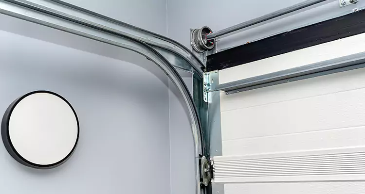 Garage Door Cable Repair Cost in Altamonte Springs, FL